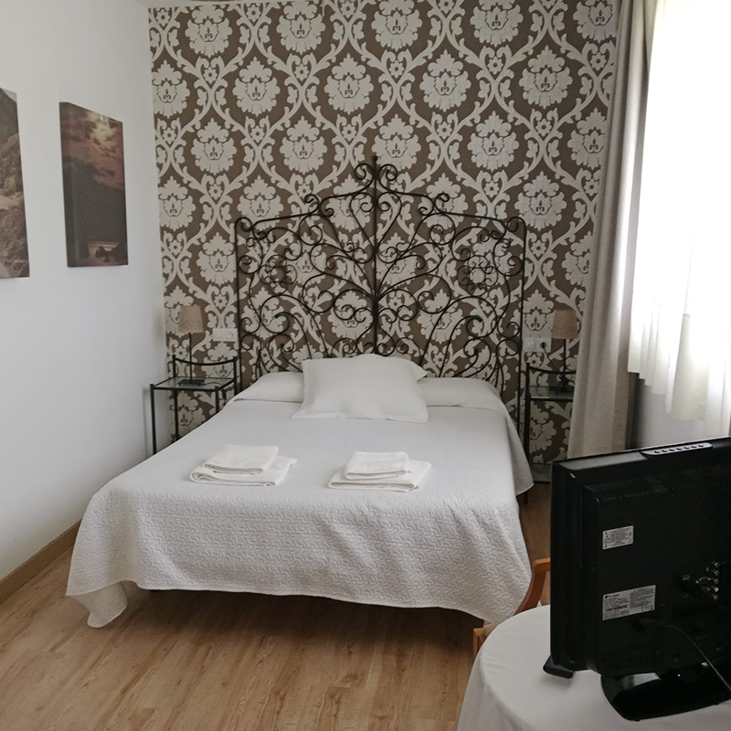 hotel-la-farola-del-mar-habitacion-matrimonio